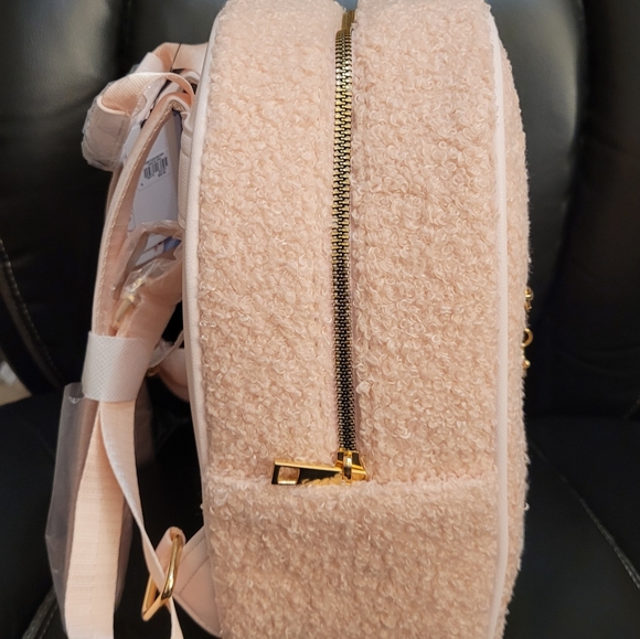 Nintendo Kirby Mini Backpack - Picture 4 of 6